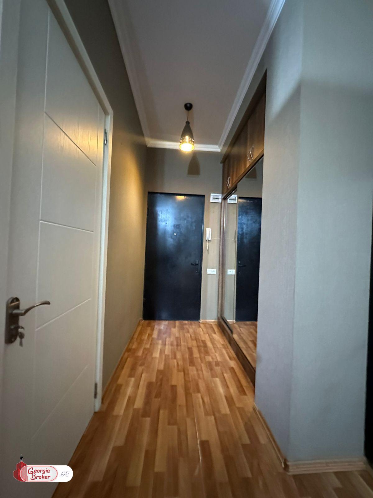 nearly repaired 3-room apartment for sale